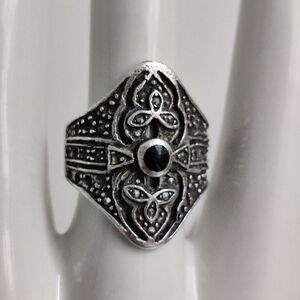 Vintage Sterling Silver Marcasite & Onyx Ring